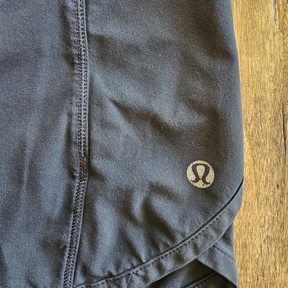 Lululemon Speed Shorts - Picture 4 of 5